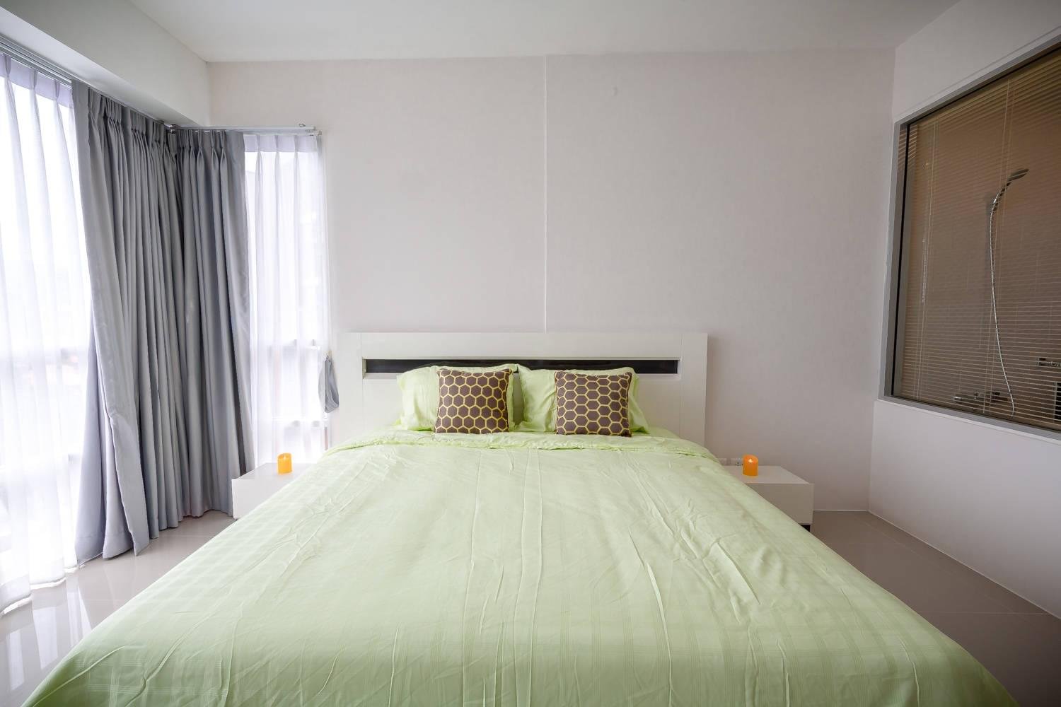 Property image - full photo 2