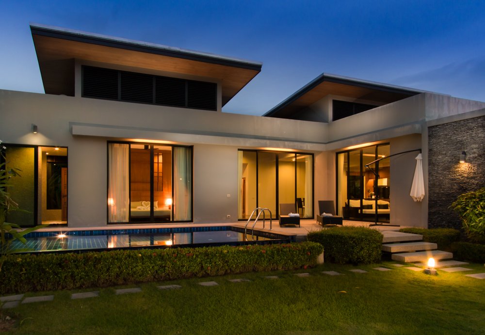 Property image - full photo 4