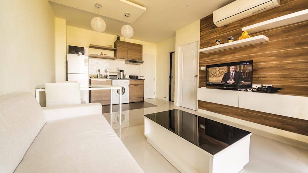 Property image - full photo 4