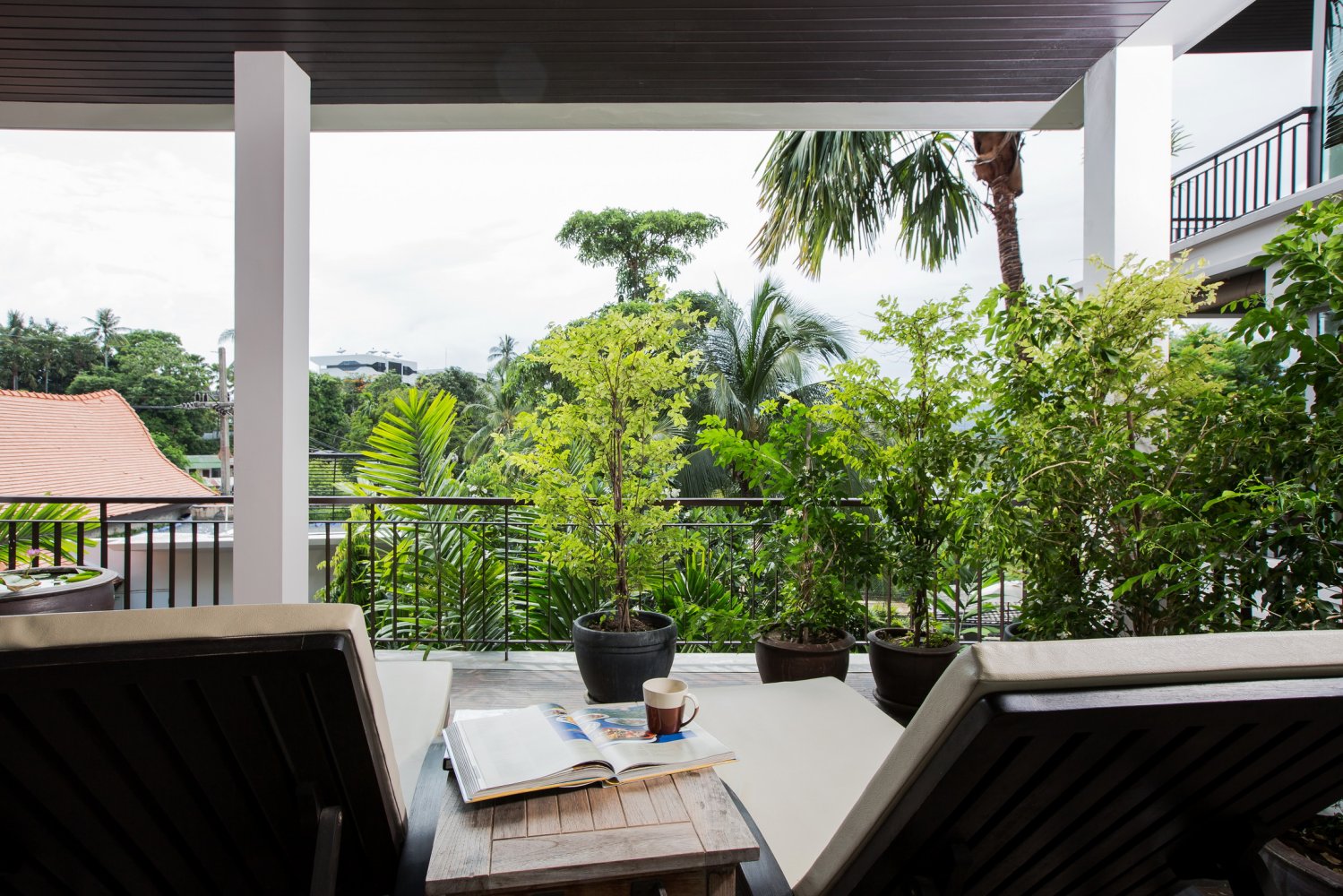 Property image - full photo 2