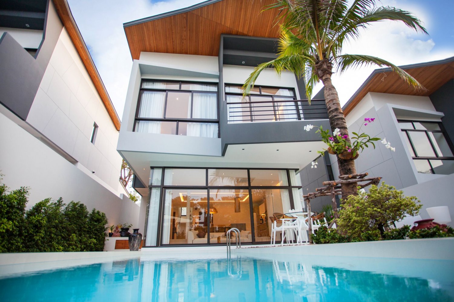 Property image - full photo 1