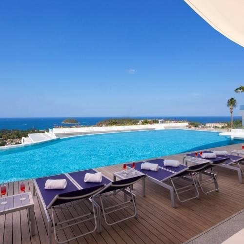 Property image - full photo 2