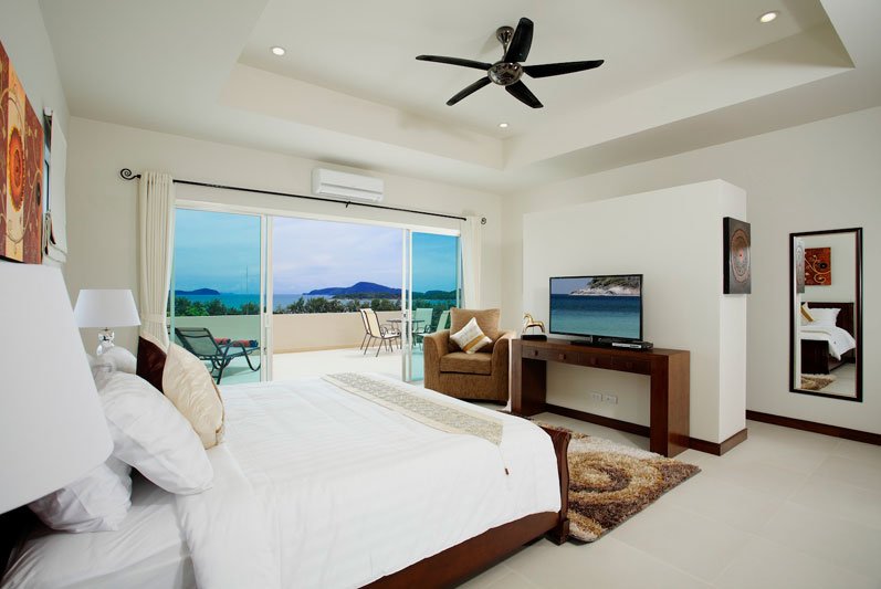 Property image - full photo 4