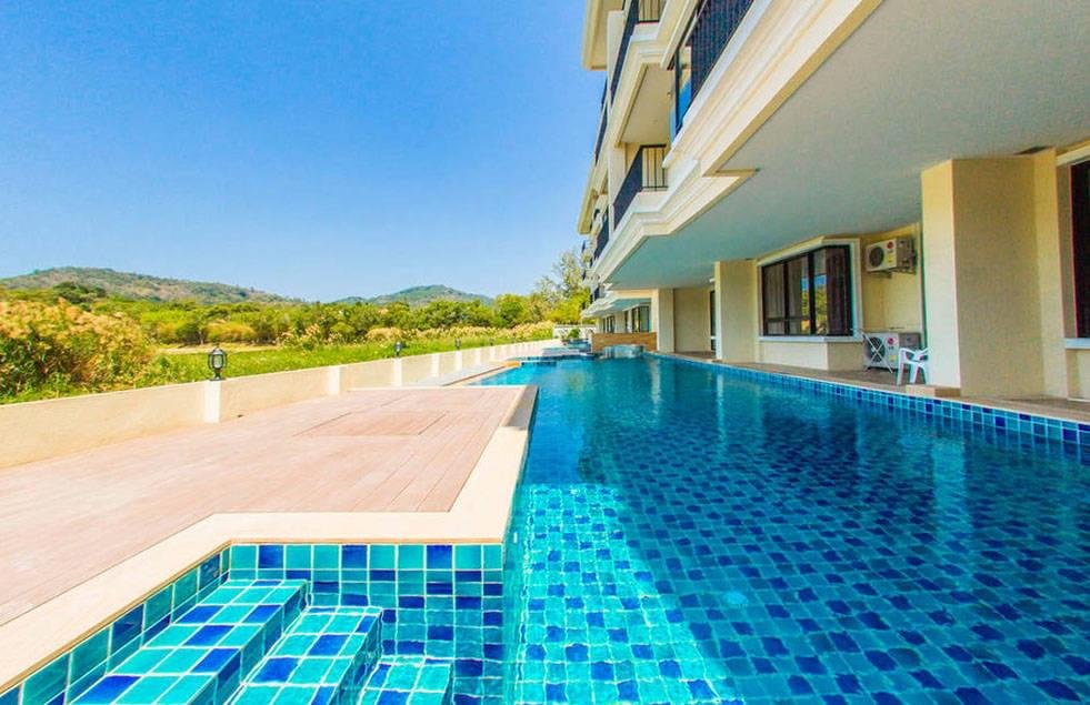 Property image - full photo 3