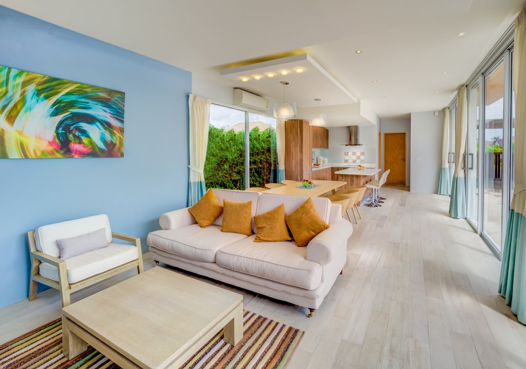 Property image - full photo 3