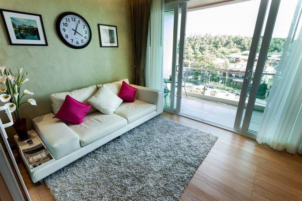 Property image - full photo 2