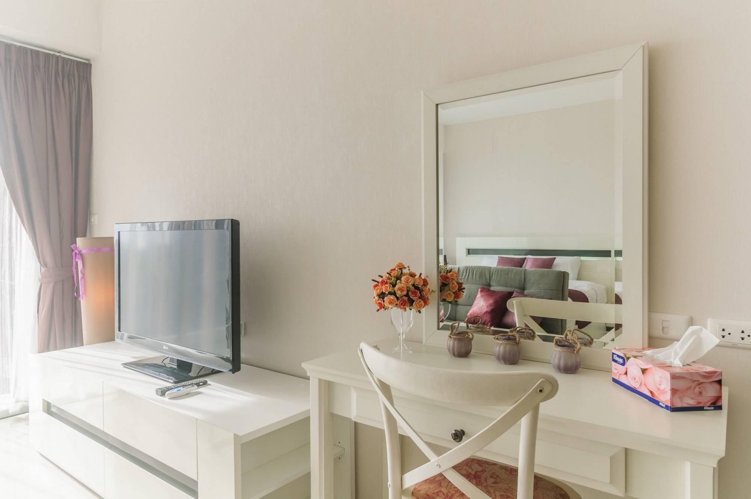 Property image - full photo 3