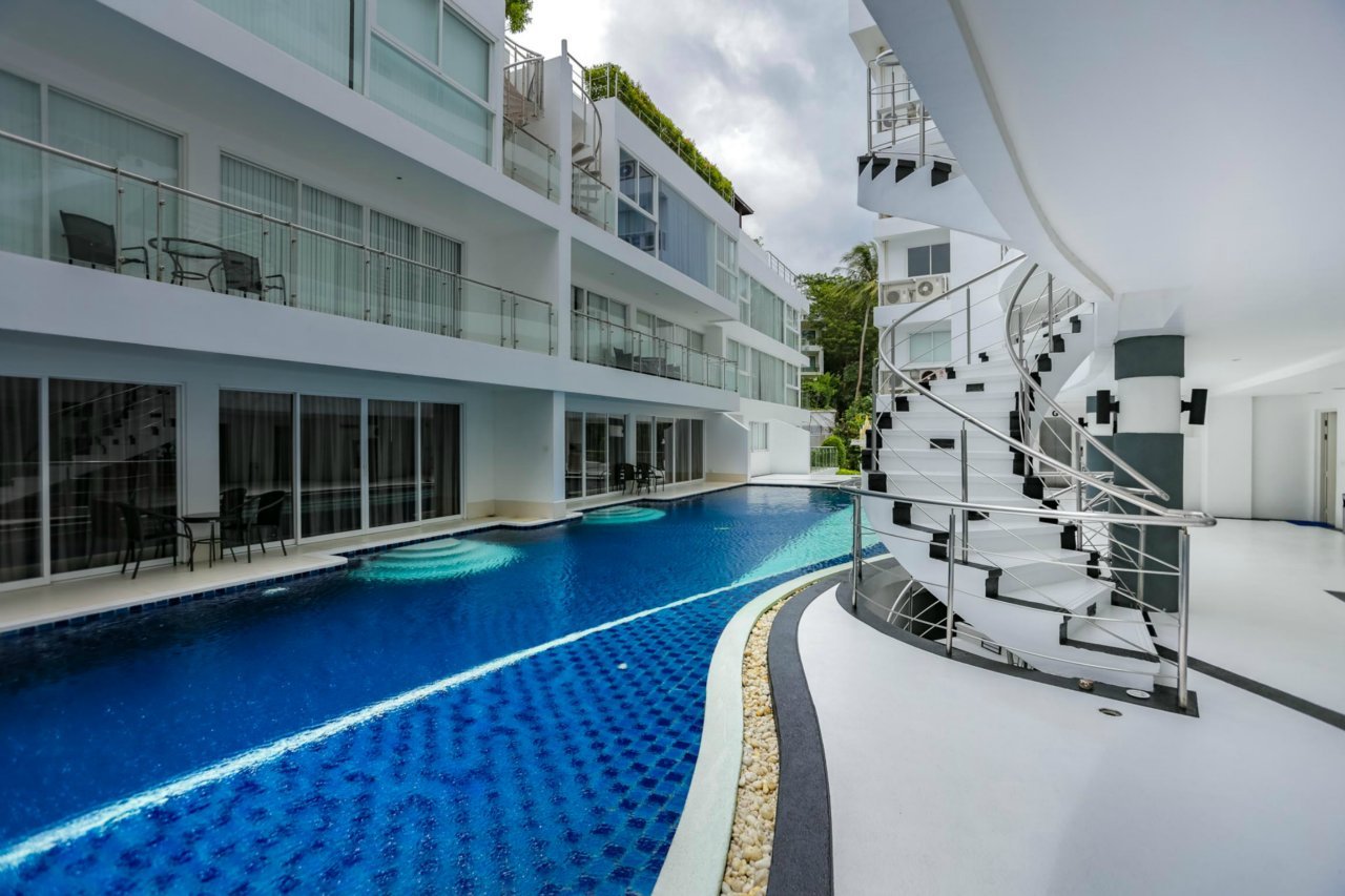 Property image - full photo 4