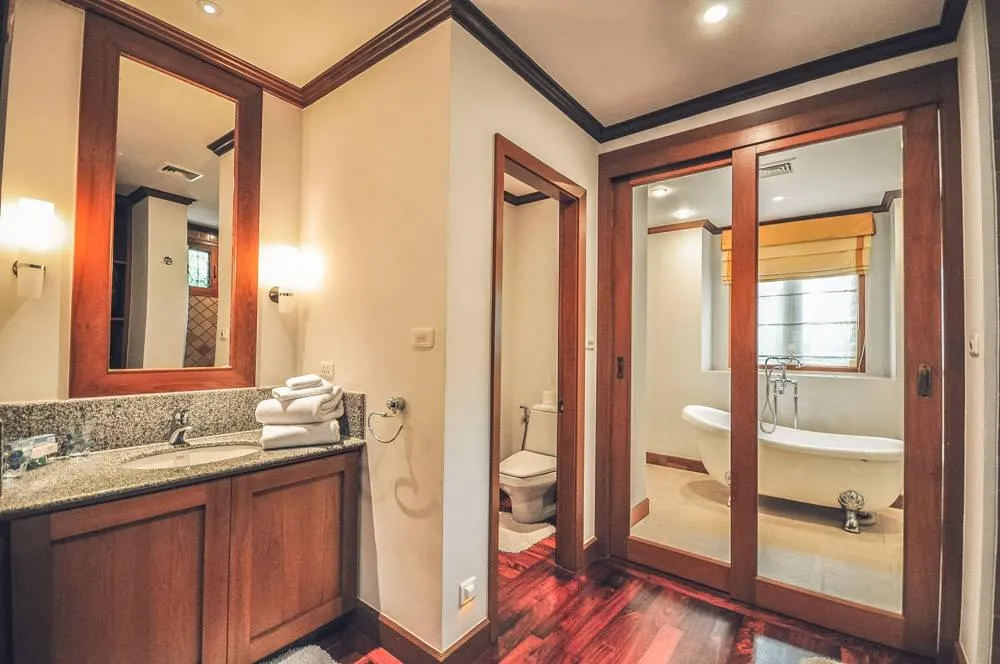 Property image - full photo 15