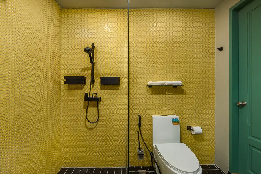 Property image - full photo 4