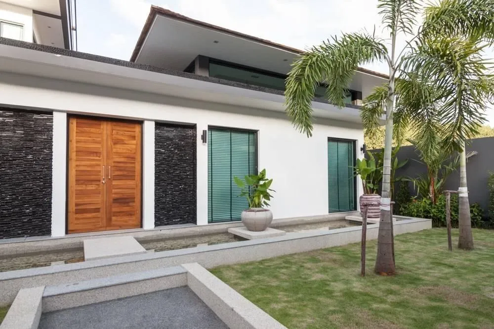 Property image - full photo 77