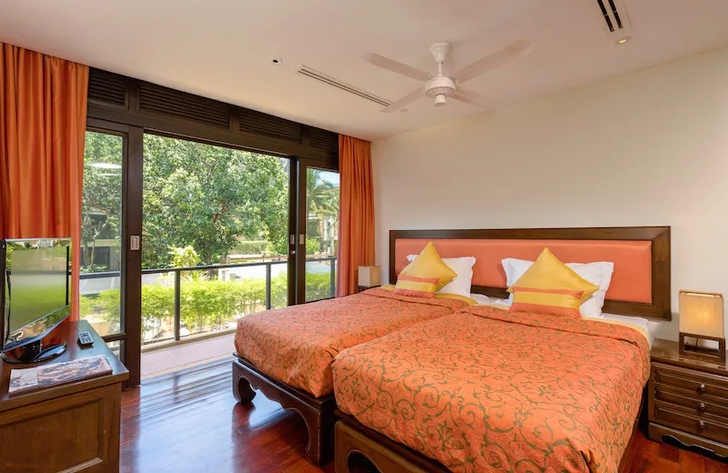 Property image - full photo 15
