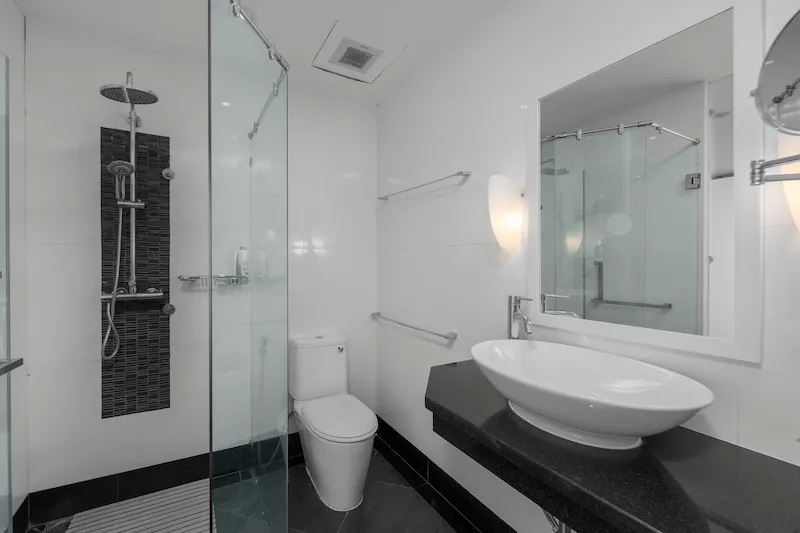 Property image - full photo 60