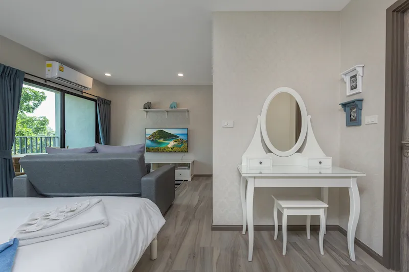Property image - full photo 13