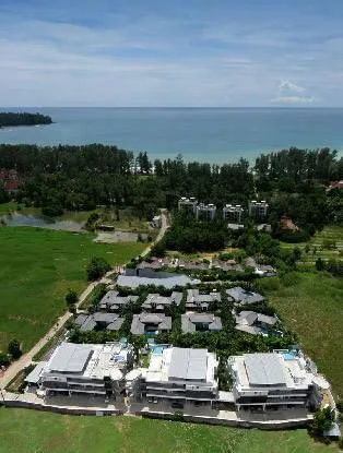 Property image - full photo 17