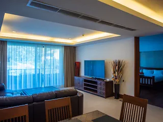 Property image - full photo 12