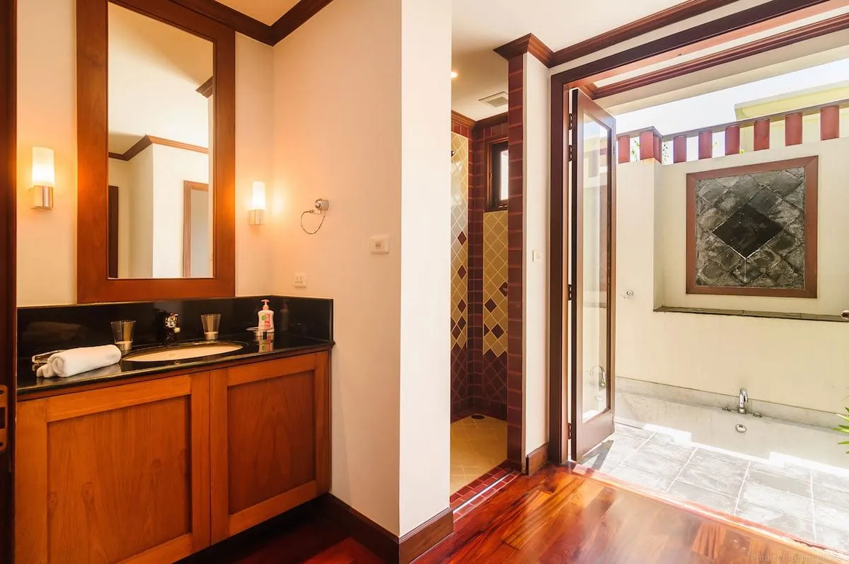 Property image - full photo 18