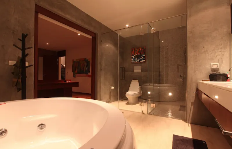 Property image - full photo 44