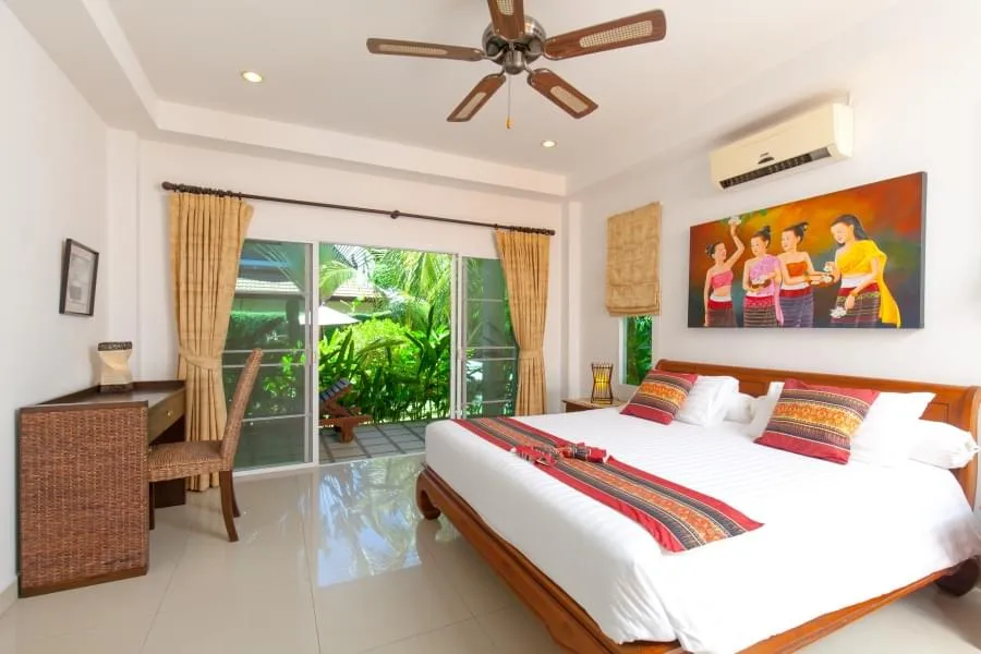 Property image - full photo 15