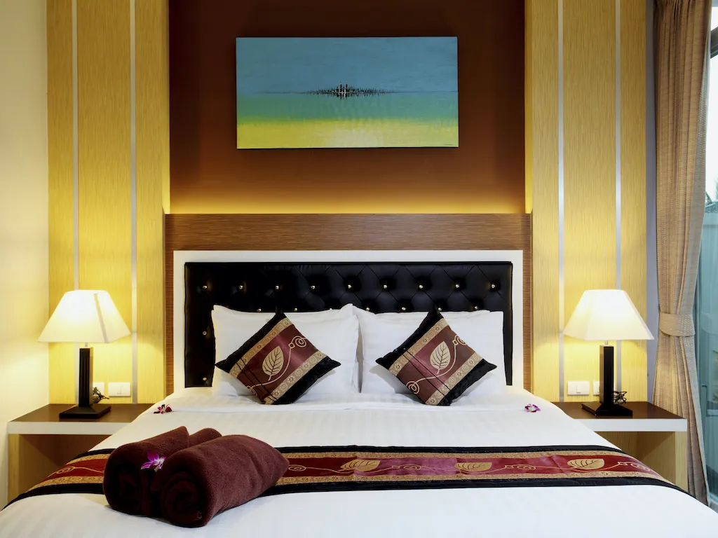 Property image - full photo 18