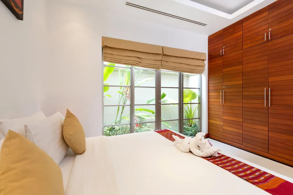 Property image - full photo 11