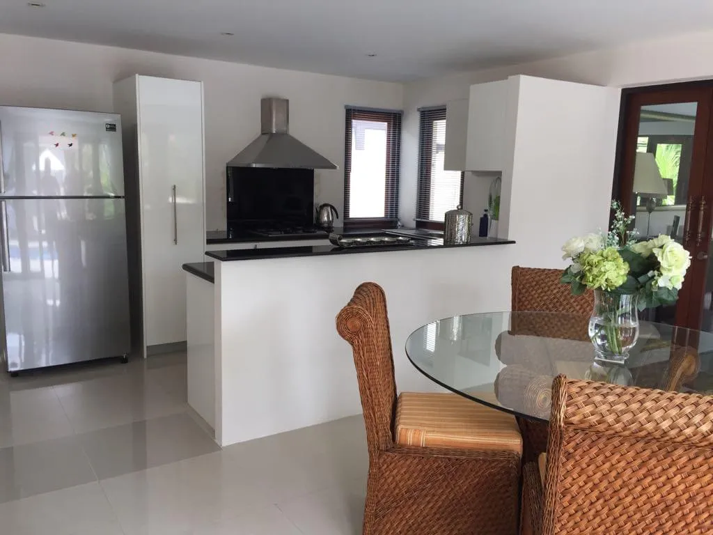 Property image - full photo 12