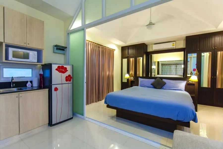 Property image - full photo 17