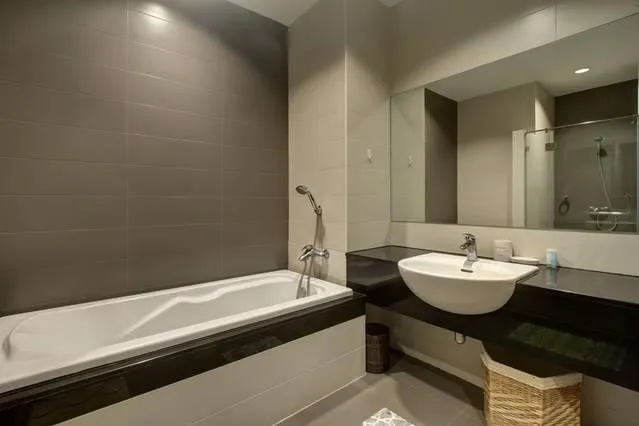Property image - full photo 8