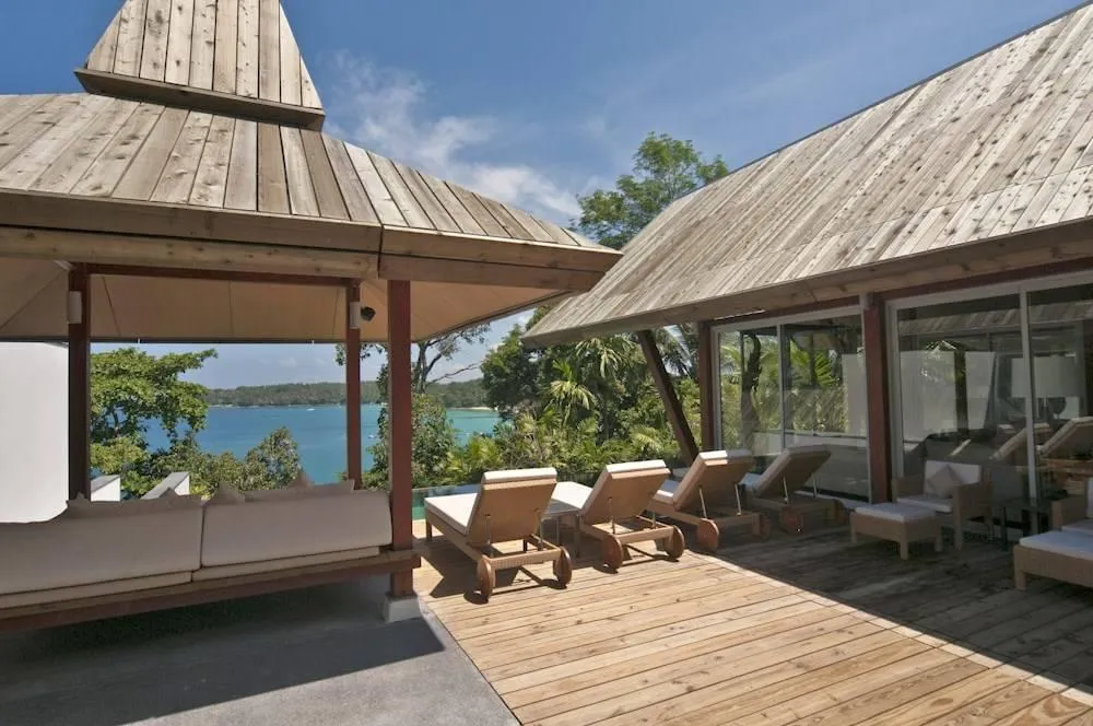 Property image - full photo 11