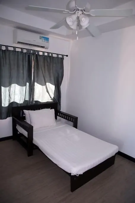 Property image - full photo 14