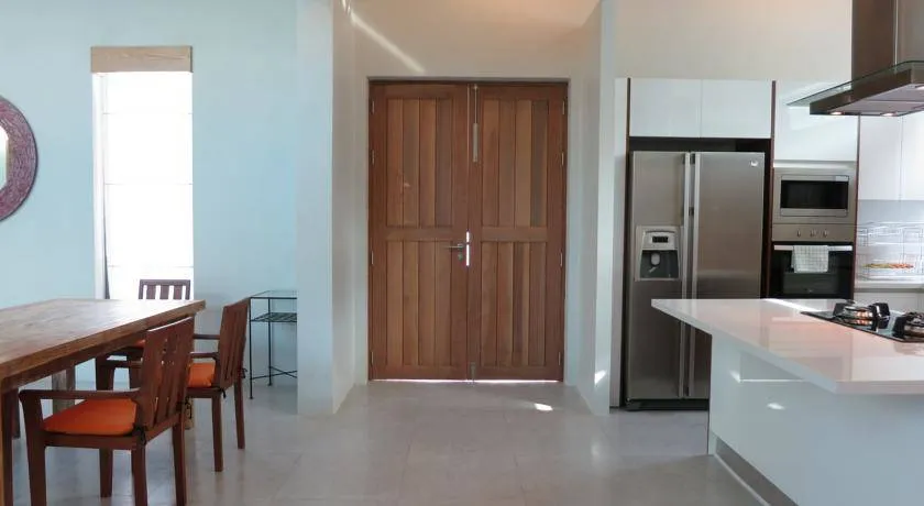 Property image - full photo 15