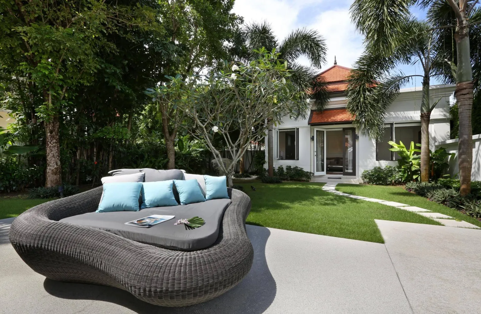 Property image - full photo 4
