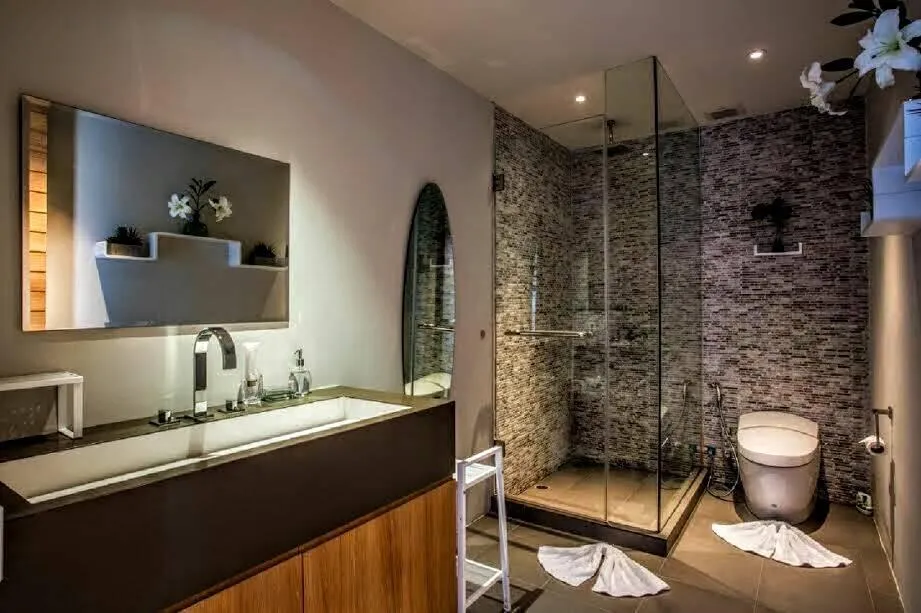 Property image - full photo 9
