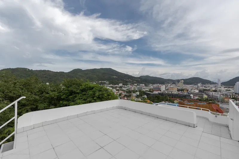 Property image - full photo 18