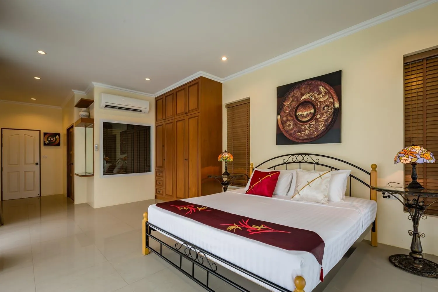Property image - full photo 6