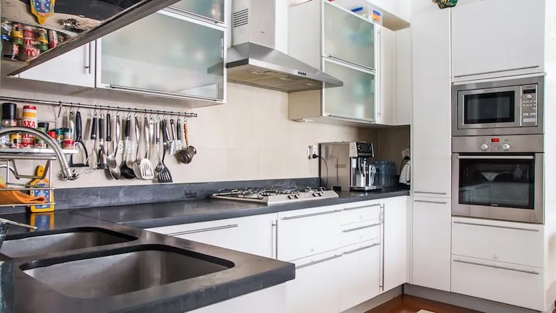 Property image - full photo 3