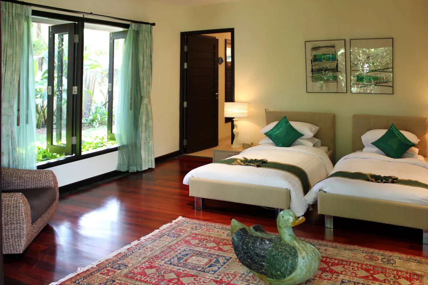 Property image - full photo 16
