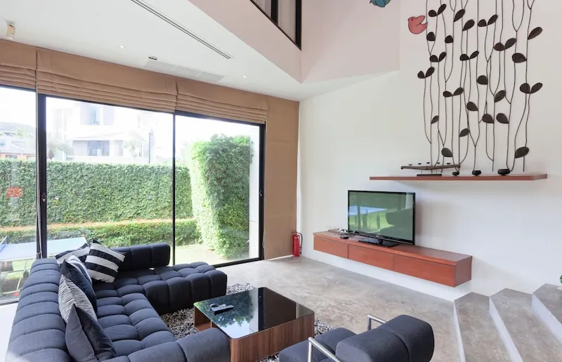 Property image - full photo 8