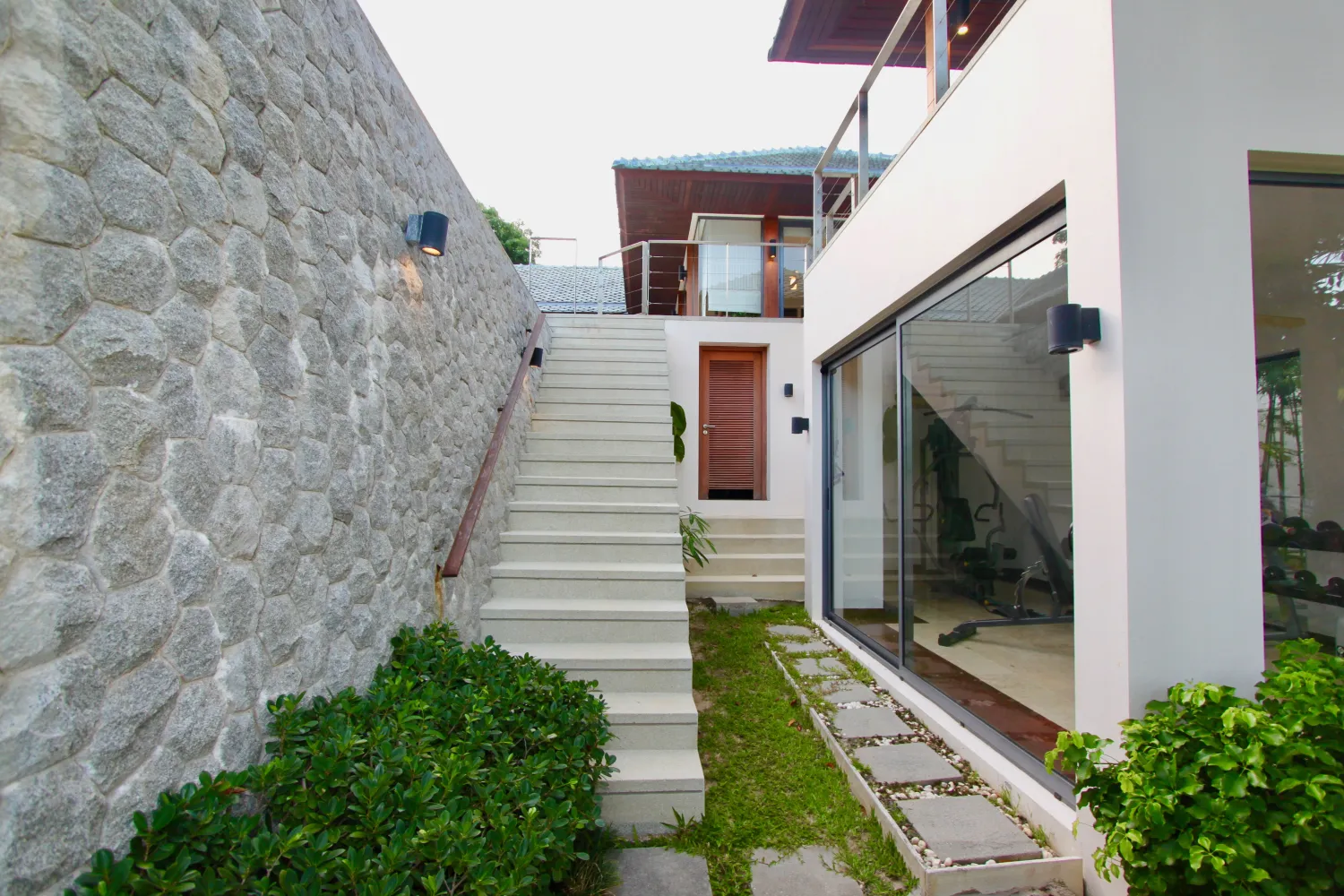 Property image - full photo 33