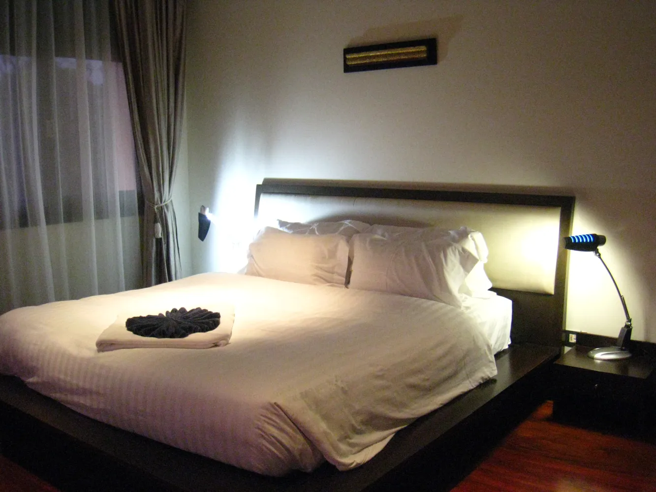 Property image - full photo 11