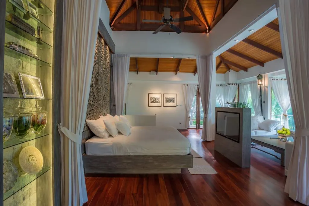 Property image - full photo 10