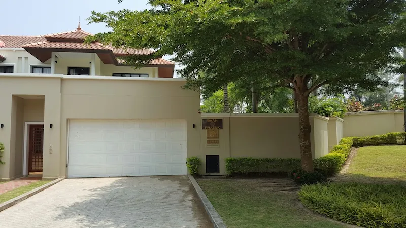 Property image - full photo 5