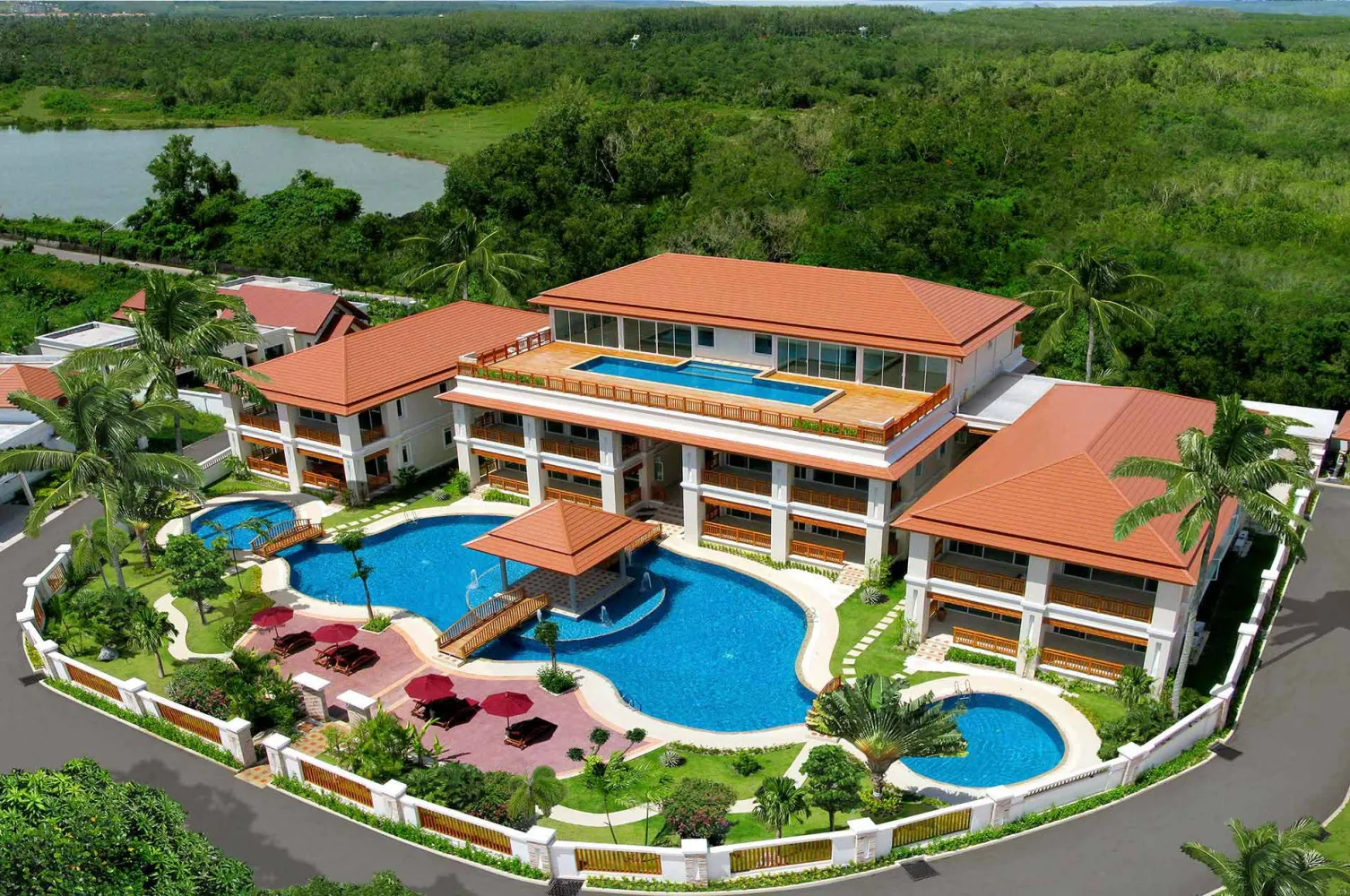 Property image - full photo 1