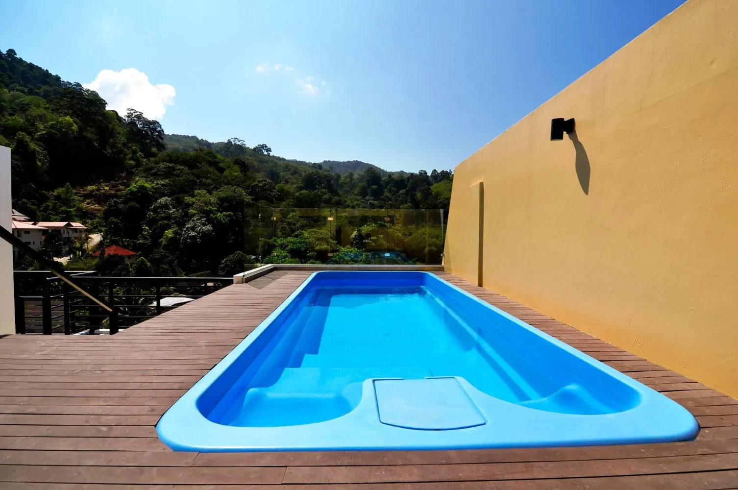 Property image - full photo 1