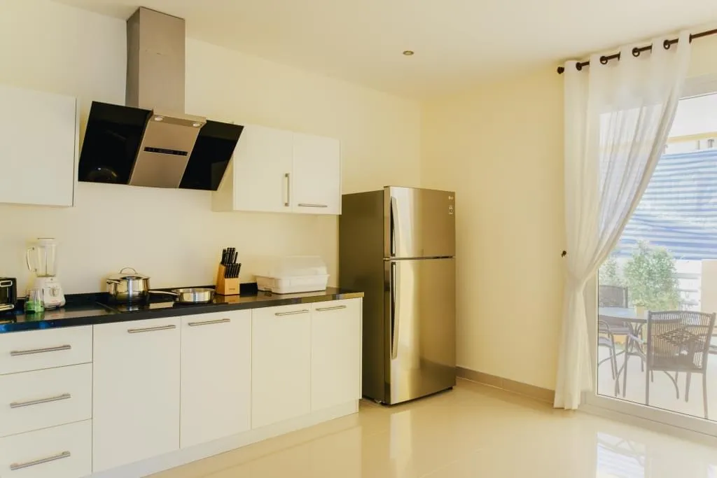 Property image - full photo 5
