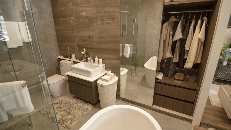 Property image - full photo 13