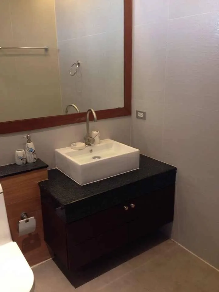 Property image - full photo 6