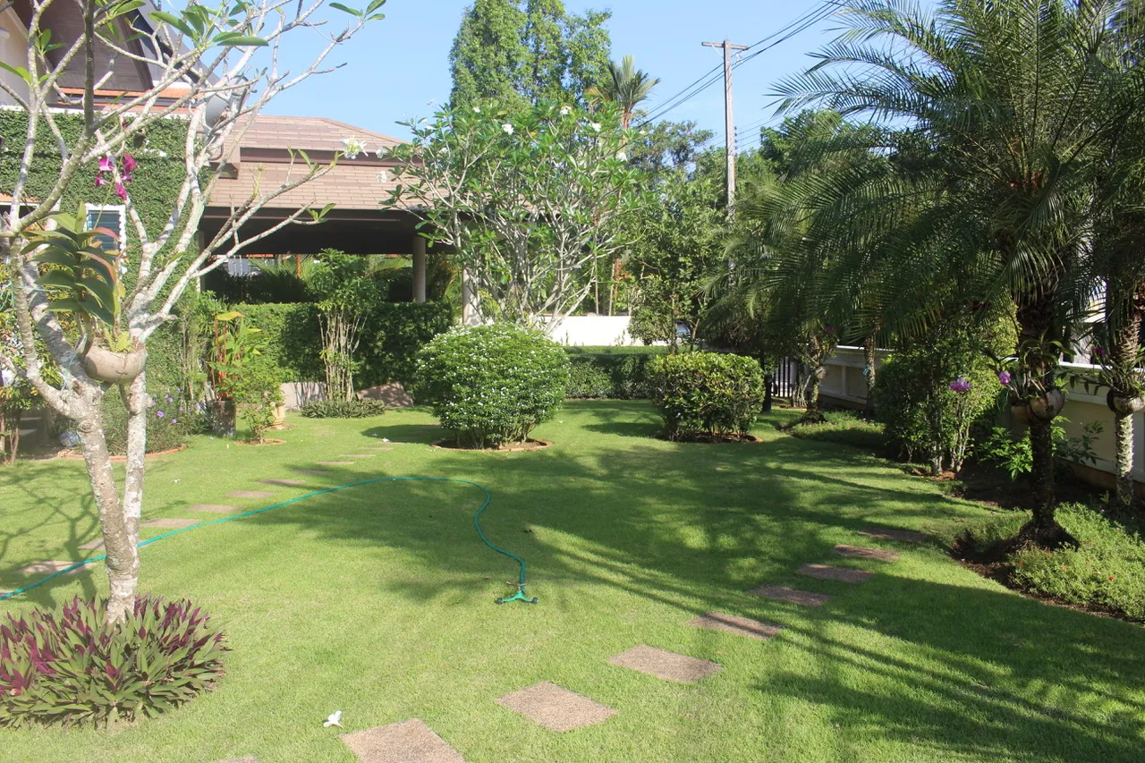 Property image - full photo 8