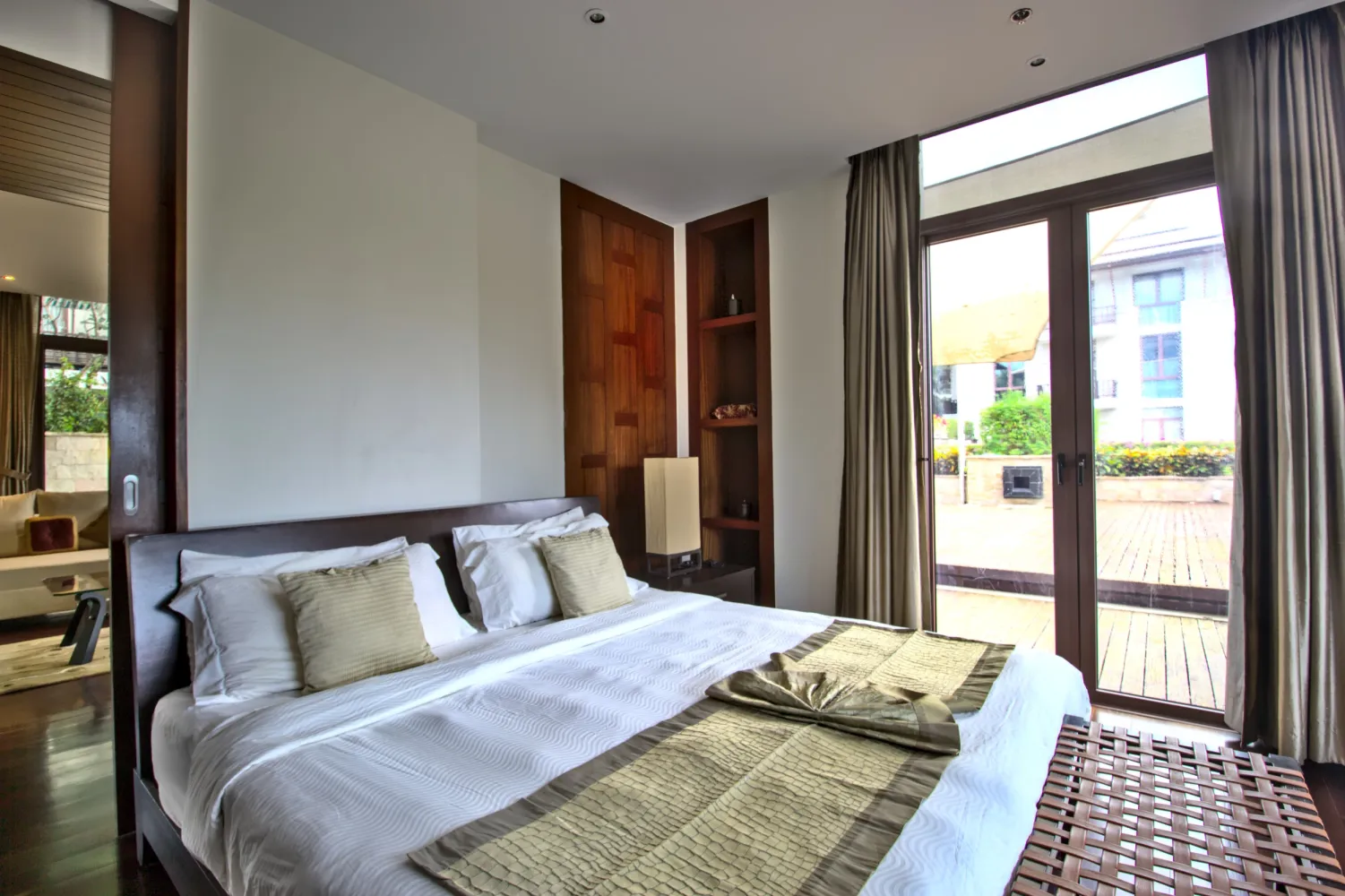 Property image - full photo 6