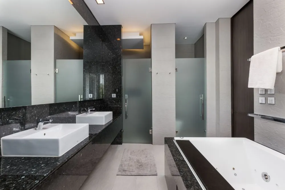 Property image - full photo 40